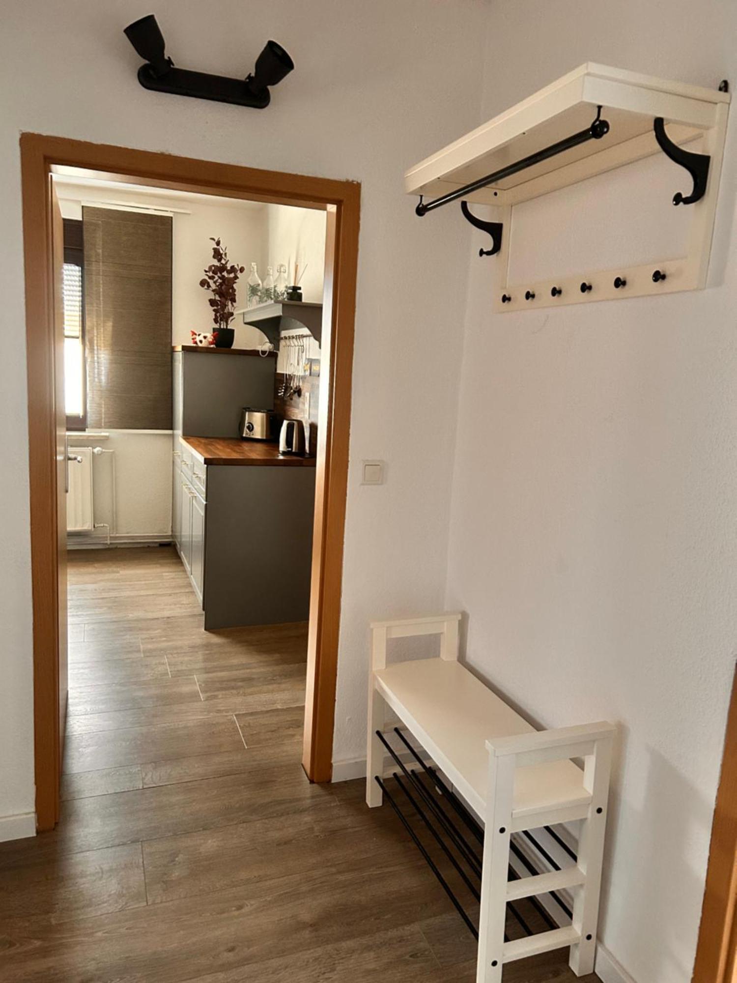 Schoene 2 Raum-Wohnung In Etgersleben Esterno foto
