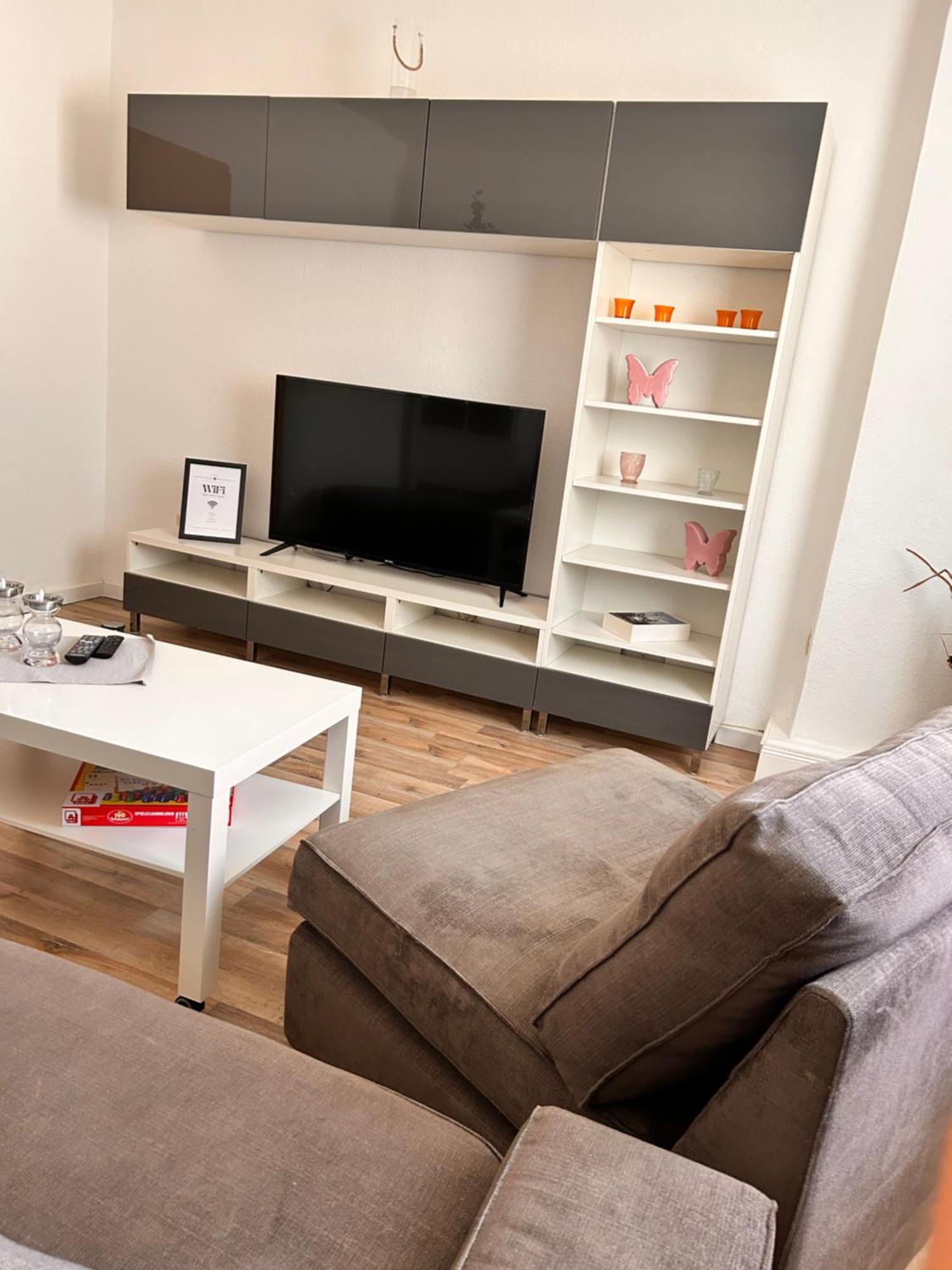 Schoene 2 Raum-Wohnung In Etgersleben Esterno foto